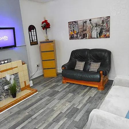 Apartment Your Away From Home!-comfy-cosy Leeds (West Yorkshire)
