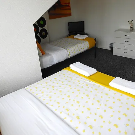 Your Away From Home!-comfy-cosy Apartment